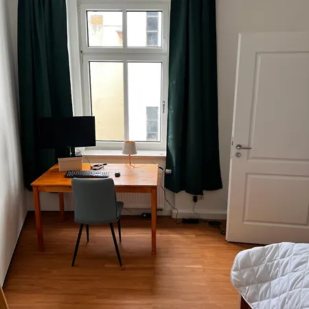Lägenhet Luise Mit 4-zimmer, Balkon, 127qm *
