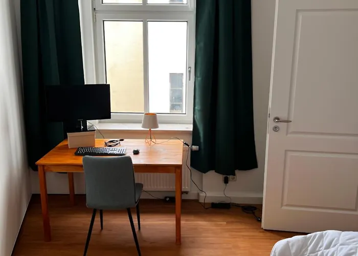 شقة Luise Mit 4-zimmer, Balkon, 127qm *